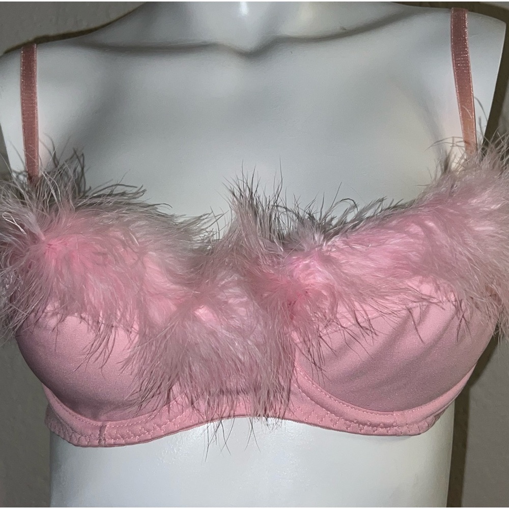 34B secret treasures feather pink bra 🪶🍬